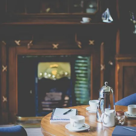 Treloyhan Manor 3*